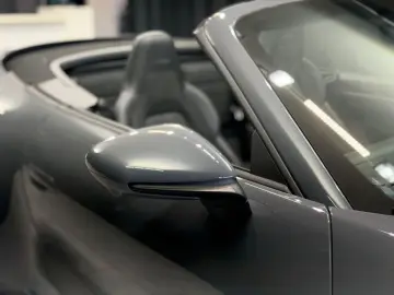 PORSCHE 992.2 911 Carrera GTS T-Hybrid Cabriolet BOSE