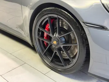 PORSCHE 992.2 911 Carrera GTS T-Hybrid Cabriolet BOSE