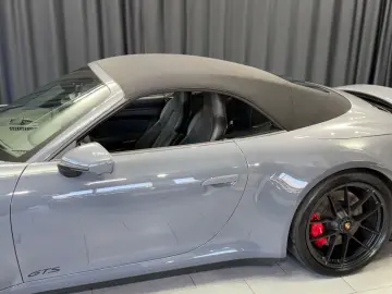 PORSCHE 992.2 911 Carrera GTS T-Hybrid Cabriolet BOSE