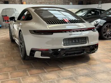 PORSCHE 992 911 Carrera T SPORTDESIGN- ABGAS BOSE KAMERA