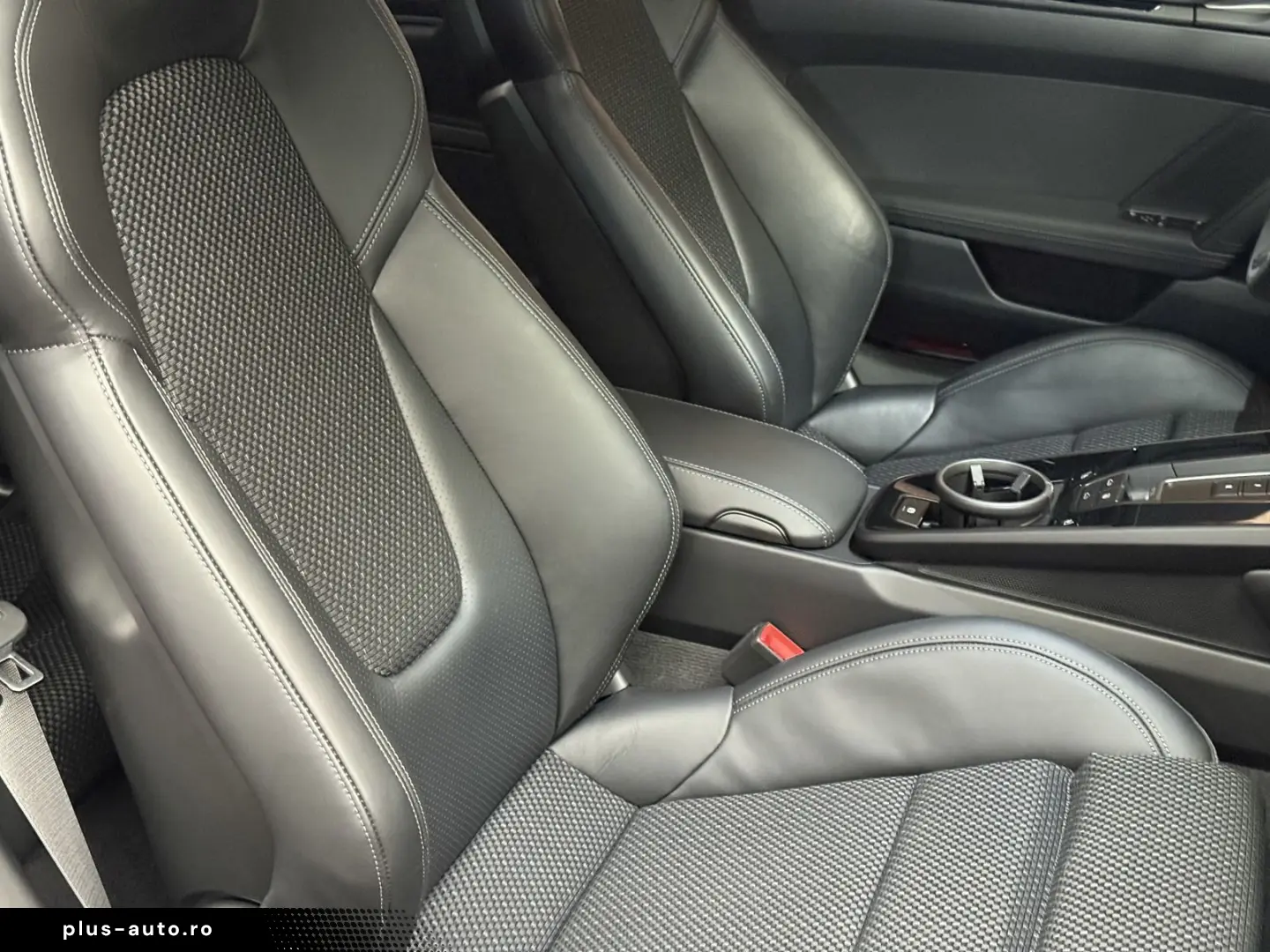 PORSCHE 992 911 Carrera T SPORTDESIGN- ABGAS BOSE KAMERA