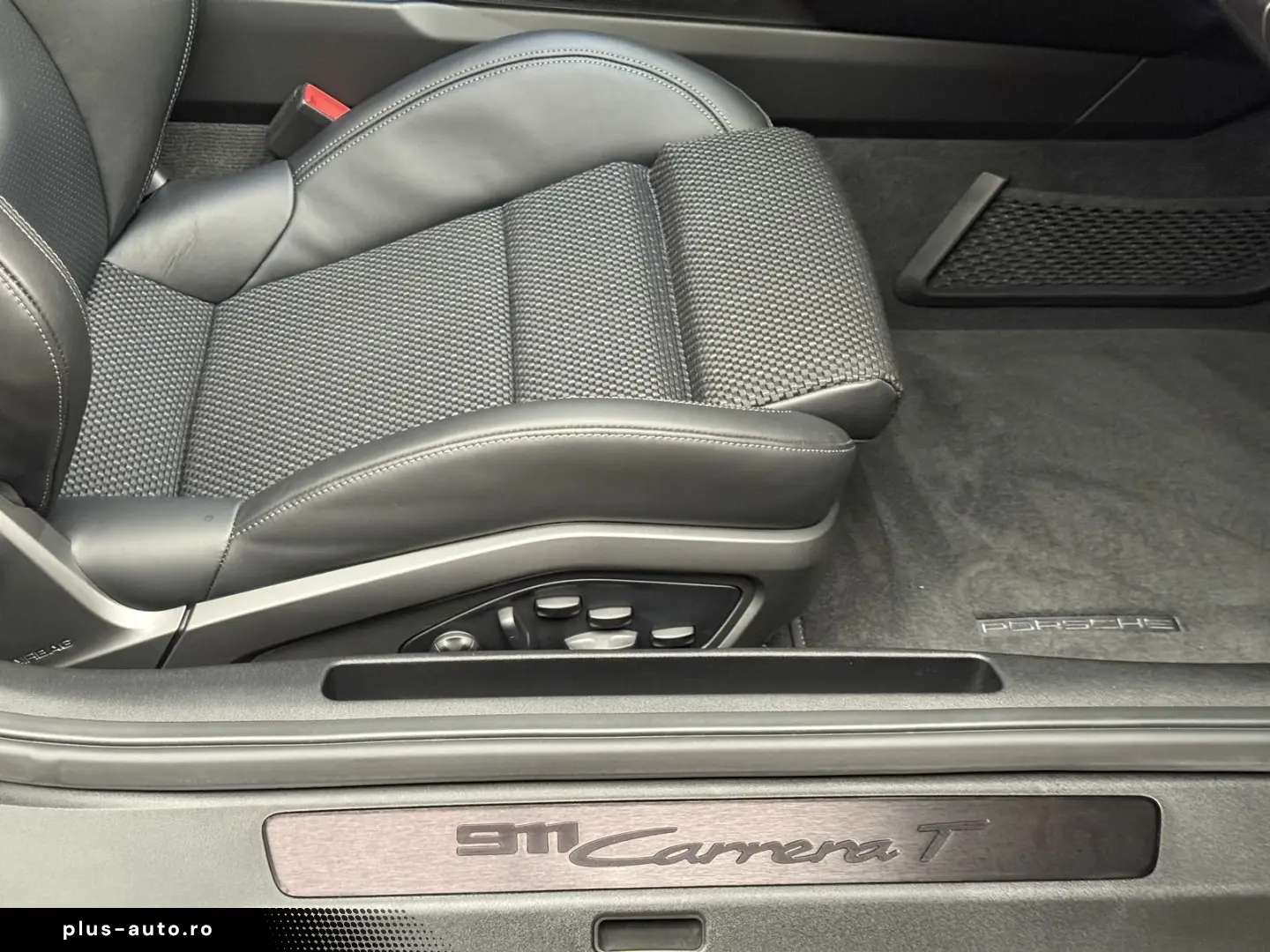 PORSCHE 992 911 Carrera T SPORTDESIGN- ABGAS BOSE KAMERA