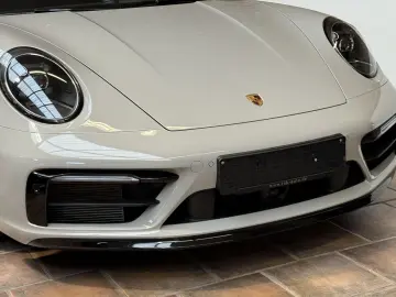 PORSCHE 992 911 Carrera T SPORTDESIGN- ABGAS BOSE KAMERA