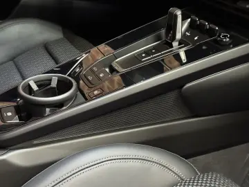 PORSCHE 992 911 Carrera T SPORTDESIGN- ABGAS BOSE KAMERA