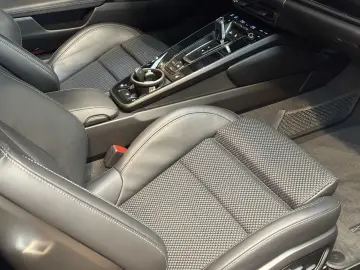 PORSCHE 992 911 Carrera T SPORTDESIGN- ABGAS BOSE KAMERA