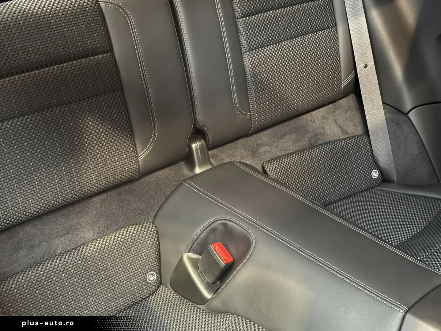 PORSCHE 992 911 Carrera T SPORTDESIGN- ABGAS BOSE KAMERA