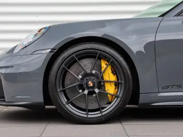 PORSCHE 911 992.2 Carrera 4 GTS Cabriolet PCCB Burmester