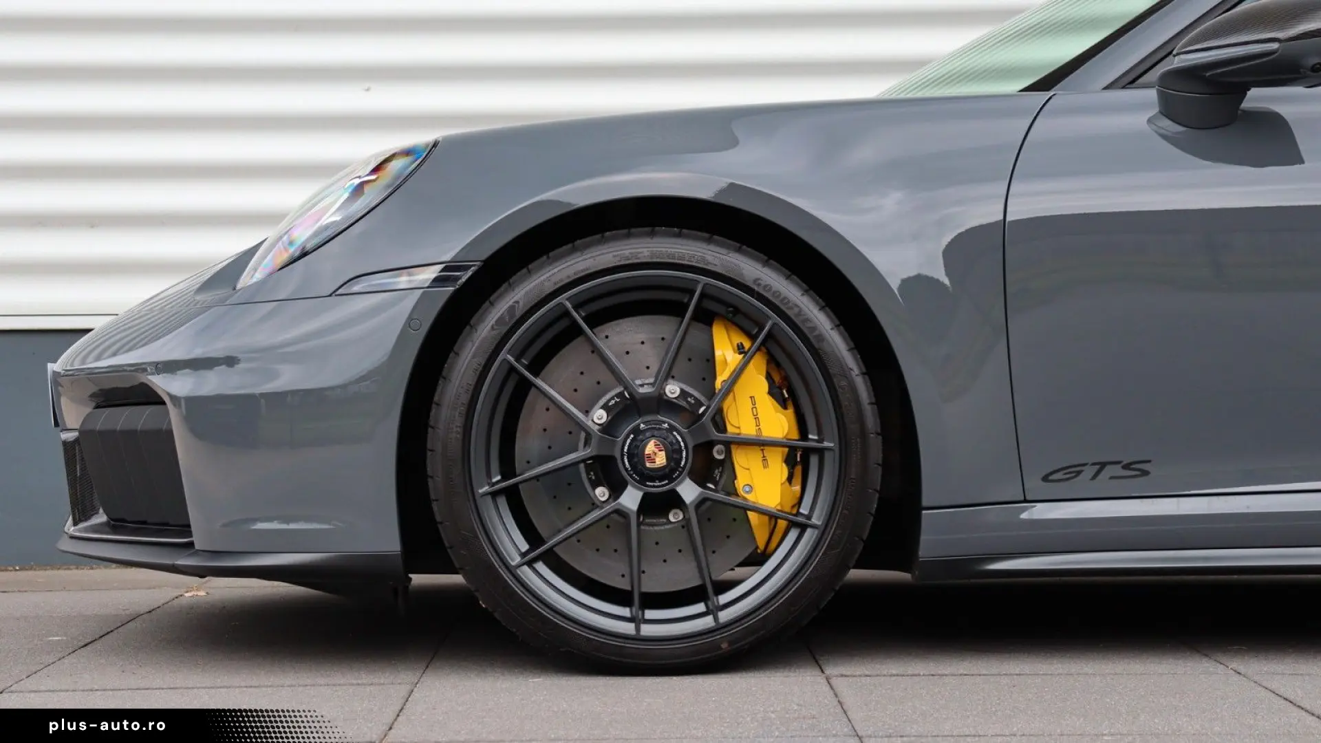 PORSCHE 911 992.2 Carrera 4 GTS Cabriolet PCCB Burmester