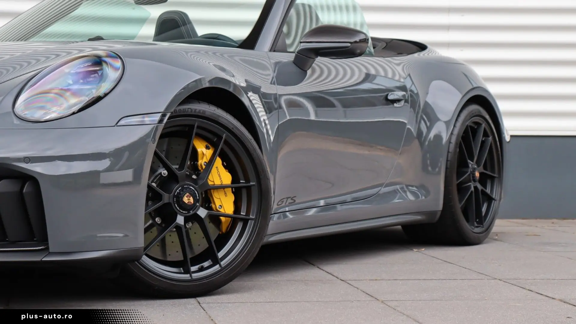 PORSCHE 911 992.2 Carrera 4 GTS Cabriolet PCCB Burmester