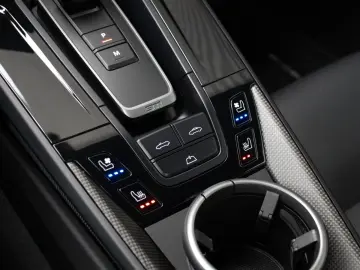 PORSCHE 911 992.2 Carrera 4 GTS Cabriolet PCCB Burmester