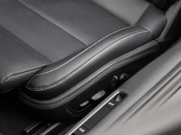 PORSCHE 911 992.2 Carrera 4 GTS Cabriolet PCCB Burmester