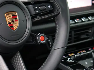 PORSCHE 911 992.2 Carrera 4 GTS Cabriolet PCCB Burmester