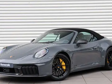 PORSCHE 911 992.2 Carrera 4 GTS Cabriolet PCCB Burmester