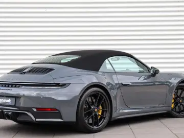 PORSCHE 911 992.2 Carrera 4 GTS Cabriolet PCCB Burmester