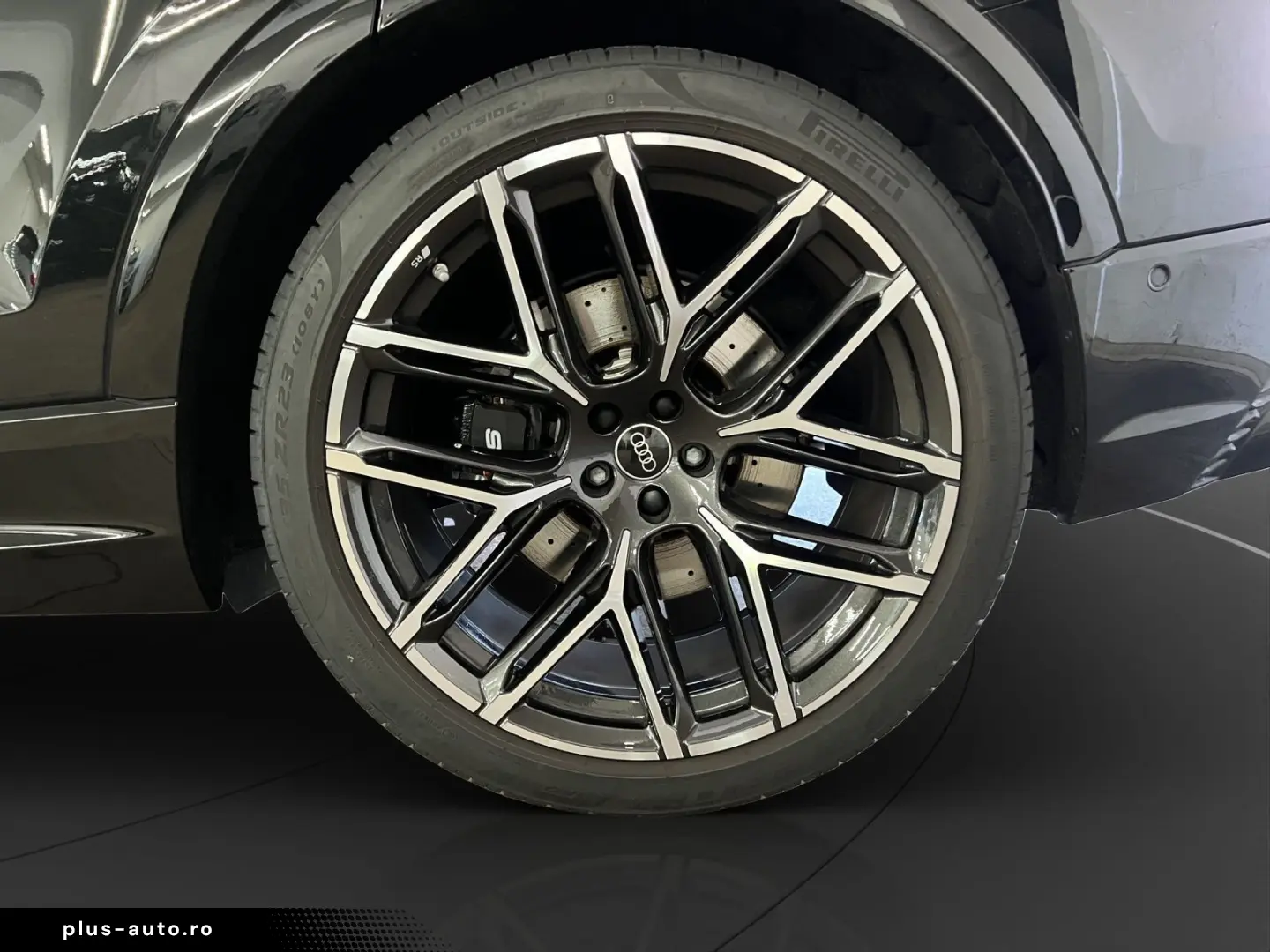 AUDI RS Q8 AHK Pano LM 23  RS-Abgas B&O Head-Up 360