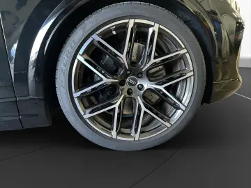 AUDI RS Q8 AHK Pano LM 23  RS-Abgas B&O Head-Up 360