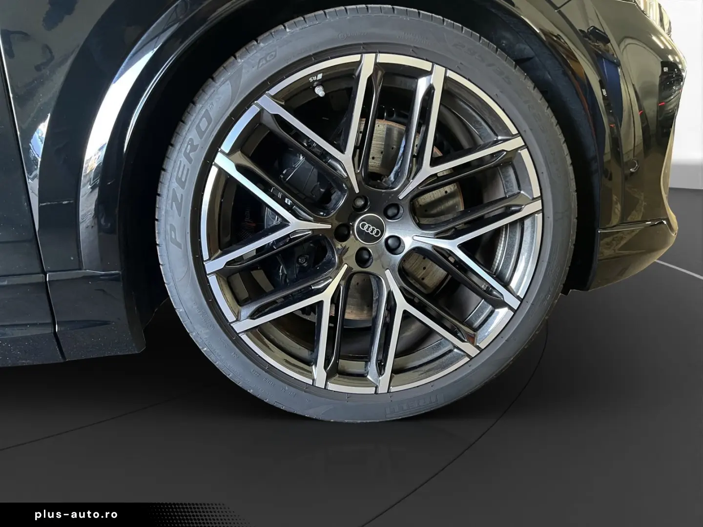 AUDI RS Q8 AHK Pano LM 23  RS-Abgas B&O Head-Up 360