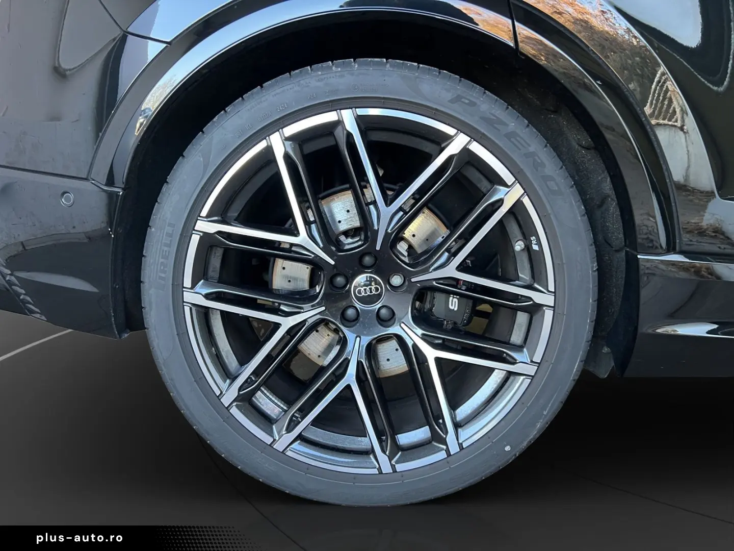 AUDI RS Q8 AHK Pano LM 23  RS-Abgas B&O Head-Up 360