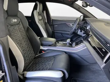 AUDI RS Q8 AHK Pano LM 23  RS-Abgas B&O Head-Up 360