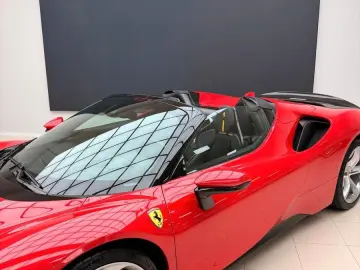 FERRARI SF90 Spider  Assetto Fiorano Voll