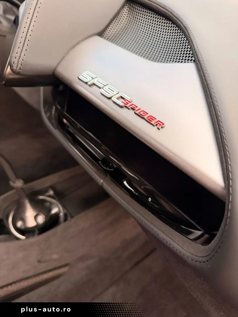 FERRARI SF90 Spider  Assetto Fiorano Voll