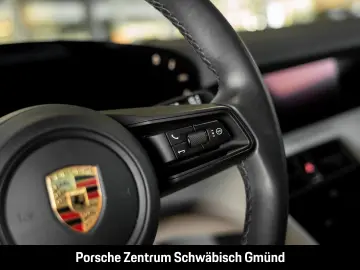 PORSCHE Taycan Surround-View Luftfederung Panoramadach
