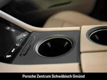 PORSCHE Taycan Surround-View Luftfederung Panoramadach