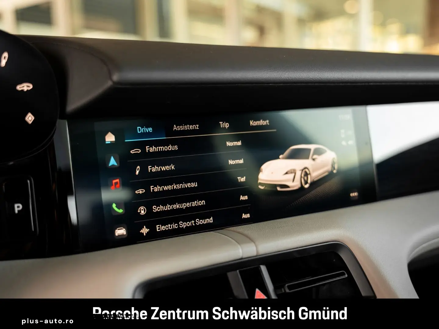 PORSCHE Taycan Surround-View Luftfederung Panoramadach