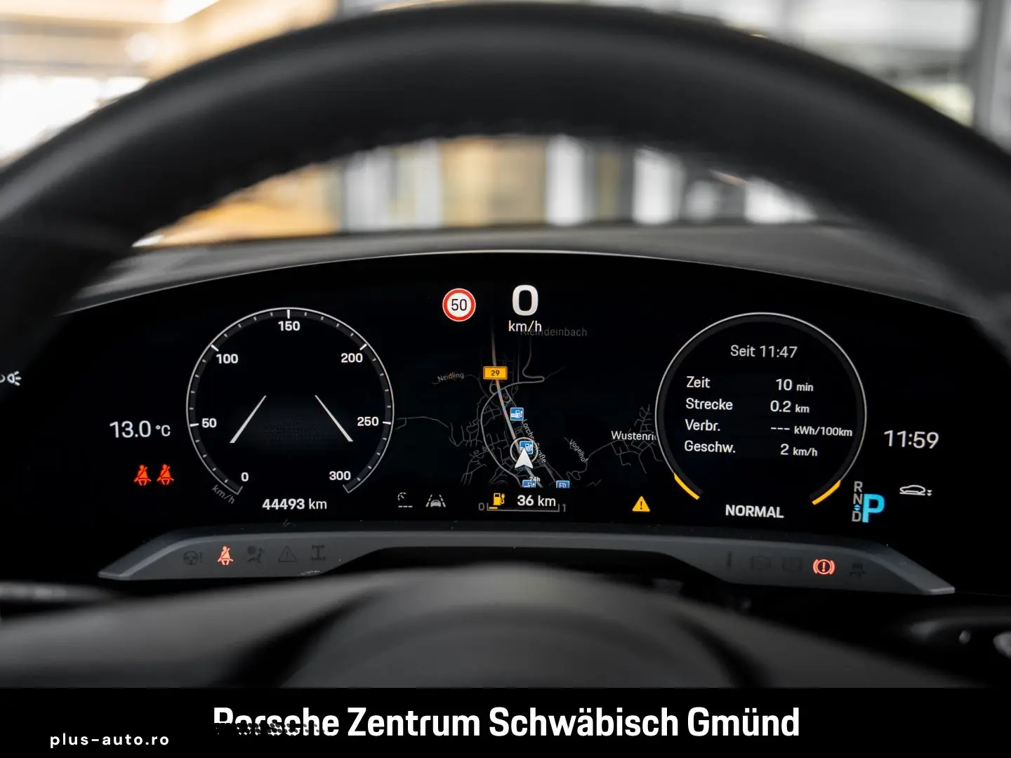 PORSCHE Taycan Surround-View Luftfederung Panoramadach