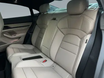 PORSCHE Taycan Servo  Privacy Head-Up PDLS