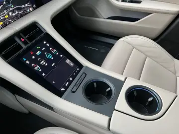 PORSCHE Taycan Servo  Privacy Head-Up PDLS