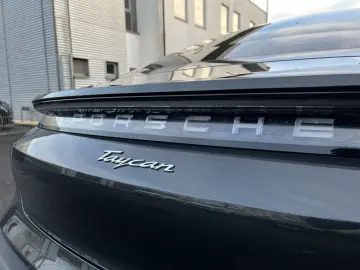 PORSCHE Taycan Servo  Privacy Head-Up PDLS