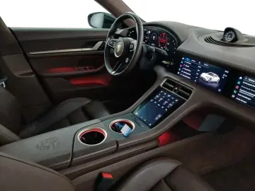 PORSCHE Taycan 4 S Clubleder 2xDisplay HuD Pano Chrono