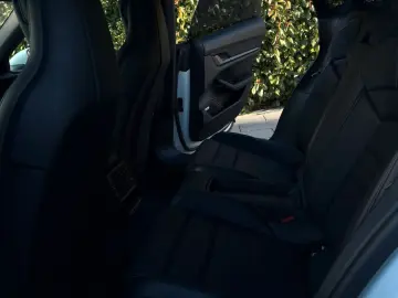 PORSCHE Taycan Plus Batterie  Garantie  09.2026