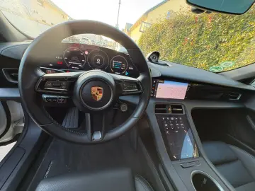 PORSCHE Taycan Plus Batterie  Garantie  09.2026