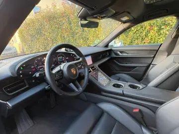 PORSCHE Taycan Plus Batterie  Garantie  09.2026