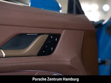 PORSCHE Taycan Servolenkung Plus  Head-Up