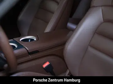 PORSCHE Taycan Servolenkung Plus  Head-Up