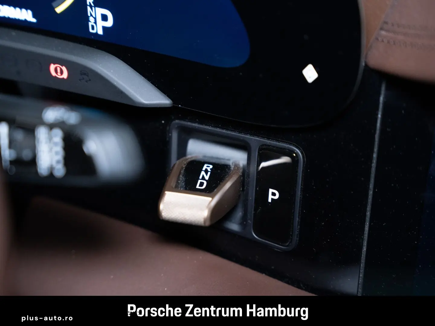 PORSCHE Taycan Servolenkung Plus  Head-Up