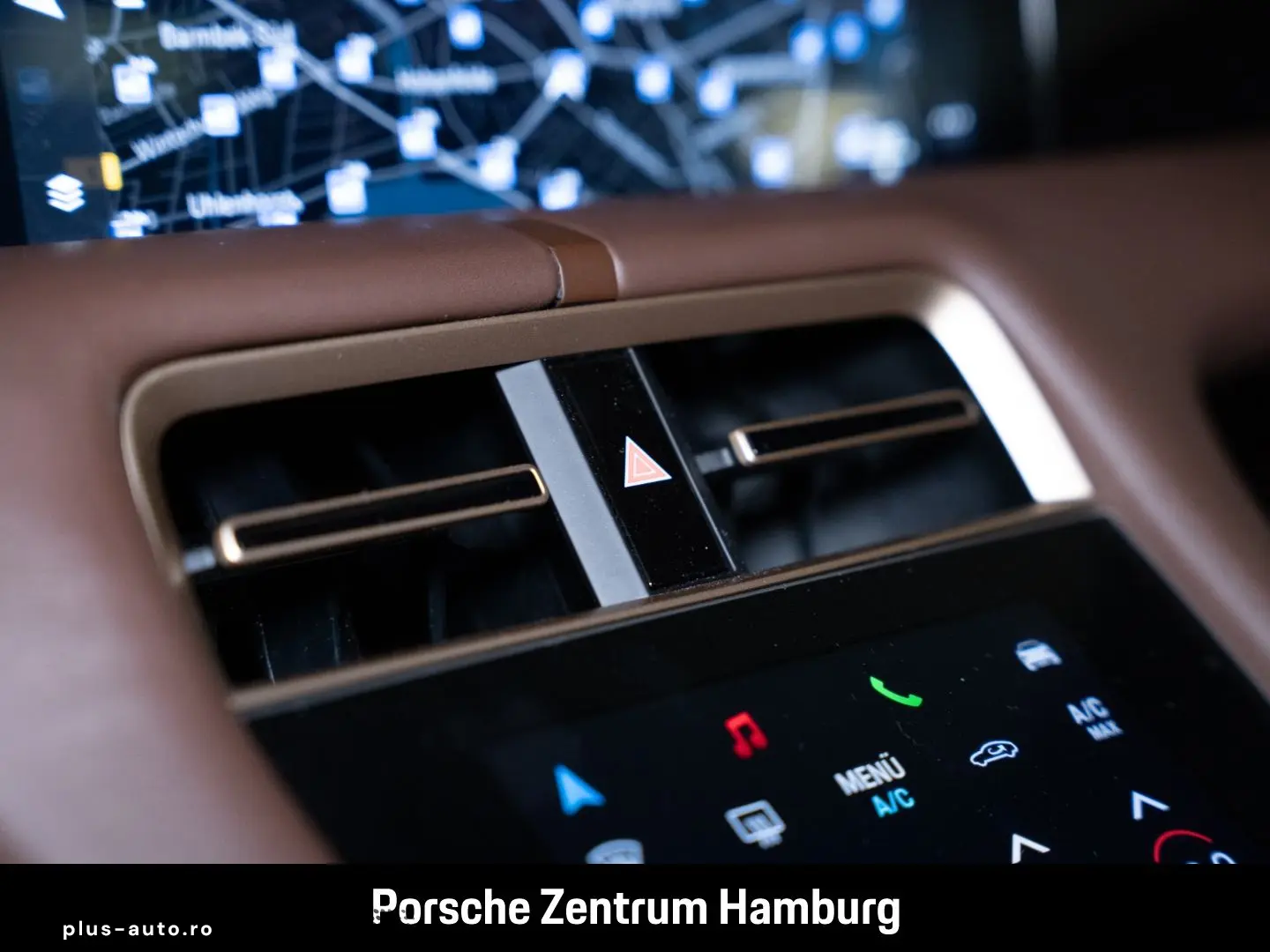 PORSCHE Taycan Servolenkung Plus  Head-Up