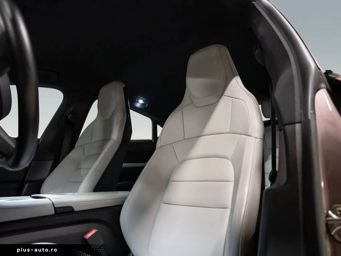 PORSCHE Taycan 4S InnoDrive Surround View Beifahrerdispl