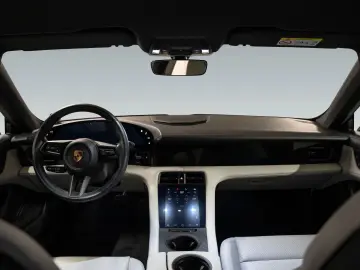 PORSCHE Taycan 4S InnoDrive Surround View Beifahrerdispl