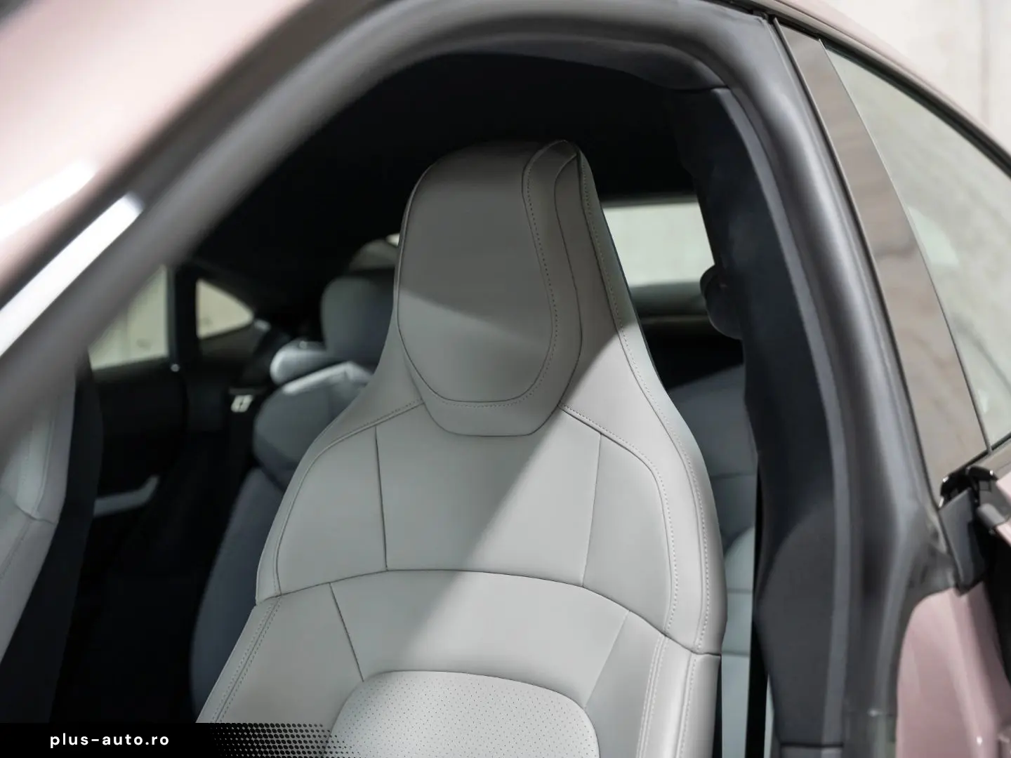 PORSCHE Taycan 4S InnoDrive Surround View Beifahrerdispl