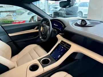 PORSCHE Taycan Performance HeadUP Panorama APPROVED