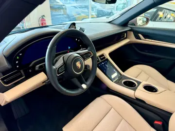 PORSCHE Taycan Performance HeadUP Panorama APPROVED