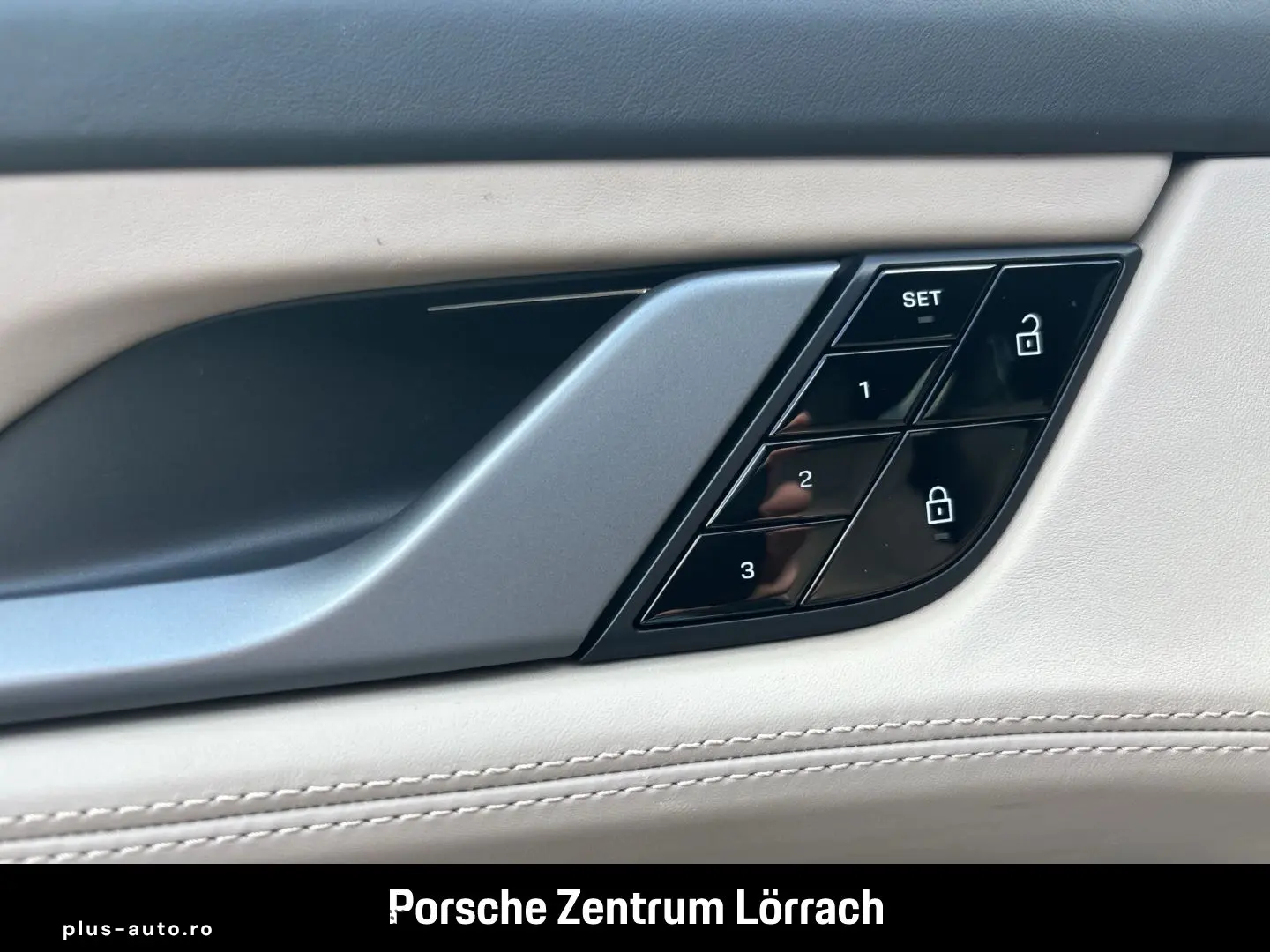 PORSCHE Taycan 4S Frozenblue BOSE Rückfahrkamera LED