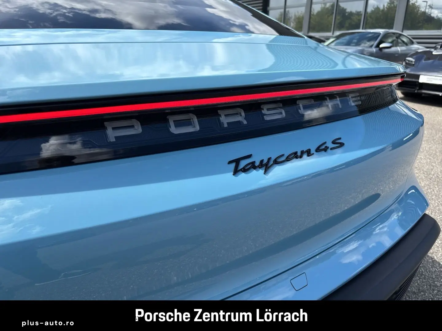 PORSCHE Taycan 4S Frozenblue BOSE Rückfahrkamera LED