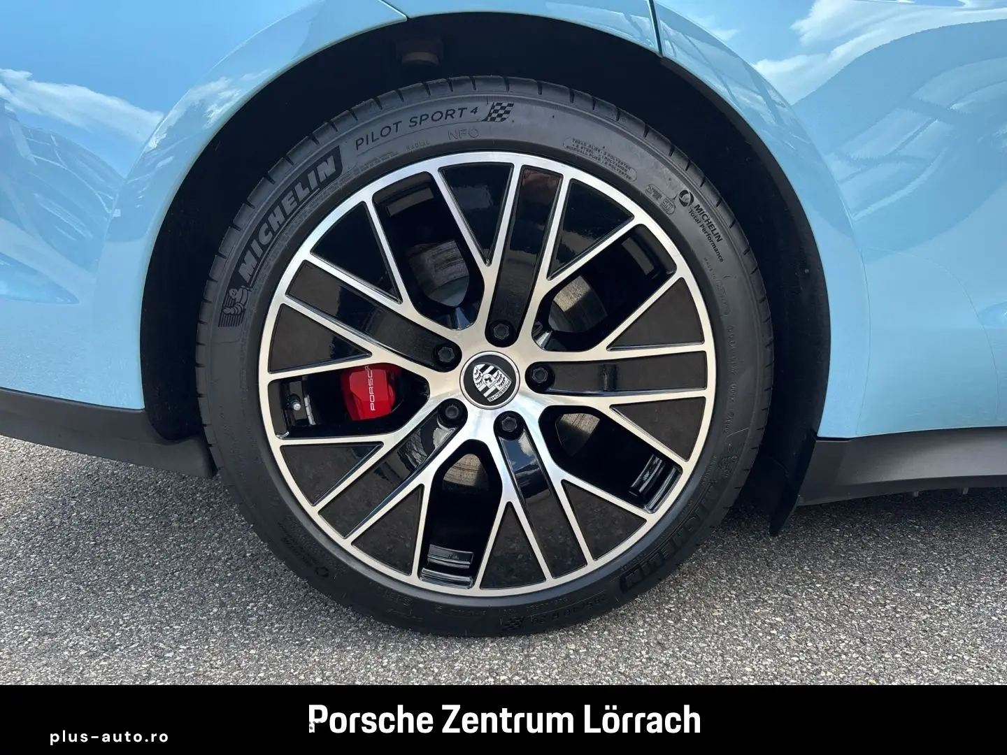 PORSCHE Taycan 4S Frozenblue BOSE Rückfahrkamera LED