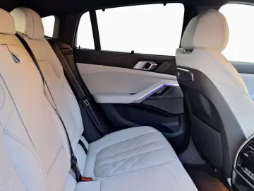 BMW X6 M60 i xDrive DA PA-Prof H K Pano