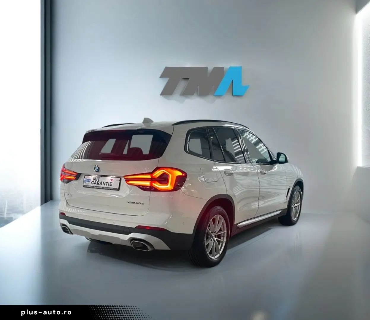 BMW X3xD20d LASER AHK Komfortz. STANDHEIZ.Unfallfrei
